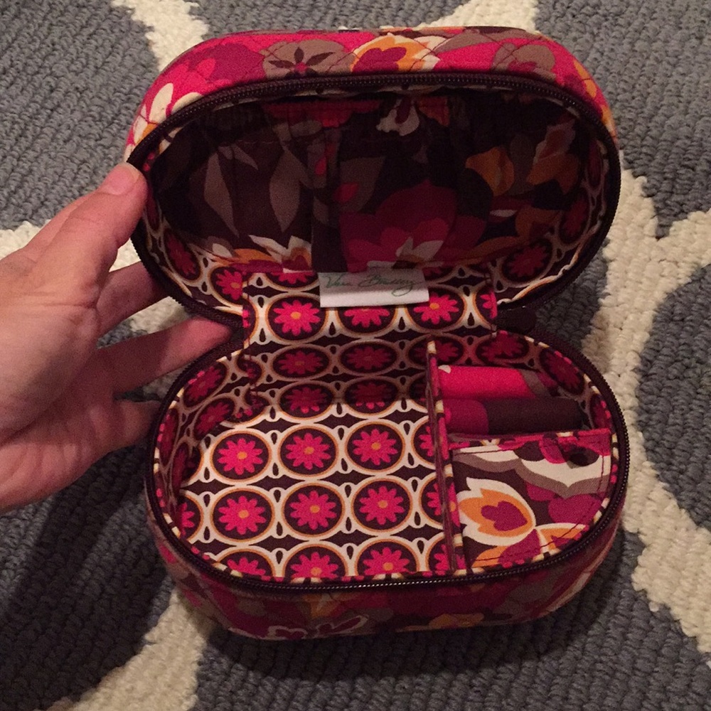 {Vera Bradley} Jewelry Holder